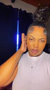 Dominique Moreland's Instagram, Twitter & Facebook