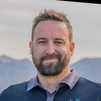 100+ perfiles de «Linsmeyer»