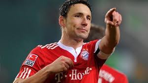 Maar is de keuze voor vfl wolfsburg wel een goede? Van Bommel Signs New Bayern Contract Uefa Champions League Uefa Com
