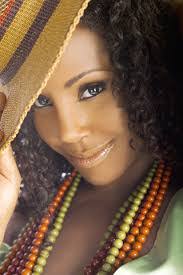 Adriana Evans's Instagram, Twitter & Facebook