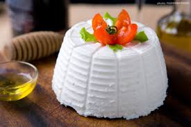 Tatlı krizim gelse de hemen her tatlıyı yemiyorum. Unlu Italyan Tatlisi Cannoli Ve Granita Erasmus Tarifleri