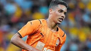 The french club wants around 10m€ for the player. Wjpw9c5agyqcdm