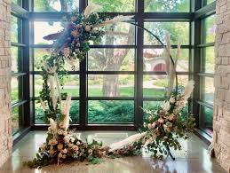 Lilie's flower shop passionately makes all bouquets in house, and personally delivers to your recipient in wichita so they are guaranteed to receive fresh and beautiful flowers every time with an added personal touch. Lilie S Flower Shop Home Facebook