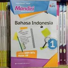 Sejalan dengan peran di atas, pembelajaran bahasa indonesia untuk smp/mts kelas vii yang disajikan dalam buku ini disusun dengan berbasis teks, baik lisan maupun tulis, dengan menempatkan bahasa indonesia sebagai wahana pengetahuan. Download Buku Mandiri Bahasa Indonesia Kelas 7 Penerbit Erlangga Cara Golden