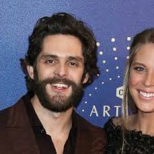 WATCH: Thomas Rhett And Wife Lauren Attend Taylor Swift's Legendary Eras  Tour