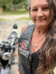 Happy New Year my incredible wind sisters 🎉🥂💜💜🏍