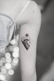 Wave And Moon Tattoo By Alex Aureo In Aureo Roma Tattoo Gallery Tattoos Tattoos Gallery Tattoo Studio