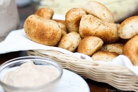 More images for how to make malunggay pandesal » Emong S Famous Malunggay Bread In Legazpi A Not So Popular Kid Food Blog