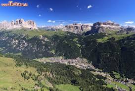 L'hotel soreie è ubicato in località pera di fassa, a 5 minuti a piedi dal centro di pozza di fassa e dista solamente 200 metri … Val Di Fassa Cosa Fare E Cosa Vedere In Estate