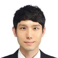 Han Choe's Instagram, Twitter & Facebook