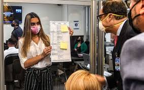 Không riêng tầng lớp giàu có tại mỹ, người dân bình thường cũng chọn rời khỏi các thành phố lớn bởi thấy chi phí đắt đỏ, nơi ở chật chội không còn xứng đáng với cơ hội việc làm. Nhá»¯ng Ä'iá»u Ä'áº·c Biá»‡t Trong Cuá»™c Báº§u Cá»­ Tá»•ng Thá»'ng Má»¹ 2020 Bao Nhan Dan