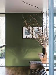 Bancha Farrow And Ball In 2020 Grunraumgestaltung Grun Esszimmer Dunkelgrune Wande