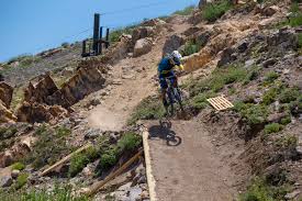 Bicicletas adaptadas especialmente para poder andar sobre nieve… descárgate nuestra app y prepara tu aventura. Montenbaik Principal Web Del Mountain Bike En Espanol Encuentra Los Mejores Videos Y Fotos De Mtb Las Tendencias Tecnologia Y Test De Los Productos Actuales Bike Park Parque De