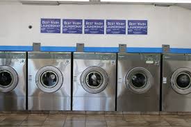 A survey of dry cleaners across the country showed that it costs from $30 to $50 to have a dry cleaner wash your comforter, often depending on size. Belleville Il Location Best Wash Laundromat