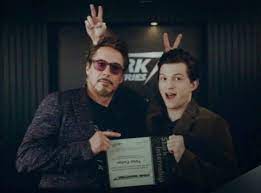Tony is a mentor figure for peter. Mr P Tts On Twitter Rdj Tom Holland Tony Stark Peter Parker