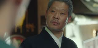 4 giả thuyết quan hệ giữa điên nữ và ông trùm phản diện Tầng Lớp Itaewon:  Liệu có phải cha con thất lạc?