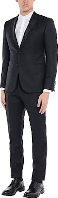 Gil moda vendita abiti sposo emporio armani, scegliamo con cura e cognizione di causa ogni abito da cerimonia uomo affinché esso rappresenti la personalità di ciascuno sposo, diverso per gusti, caratteristiche fisiche, modalità di matrimonio e molti altri aspetti che ne differenziano la scelta stilistica maschile. Abiti Uomo Completi Uomo Giorgio Armani Acquista Fino Al 67 Stylight