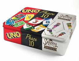 Fase 10 er et kortspil oprettet i 1982 af kenneth johnson og solgt af mattel , der købte rettighederne fra fundex games i 2010. Uno Phase 10 Snappy Dressers Spiel Bei Bucher De Immer Portofrei