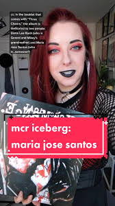 Elena Rush's Instagram, Twitter & Facebook