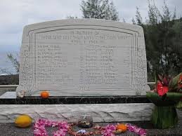 Most of them left following a devastating tsunami in 1946 that pushed huge waves into the back of the valley. 1946 Tsunami Fotoeins Fotografie