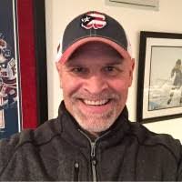 Tom Henrichs's Instagram, Twitter & Facebook