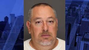 Minnesota corrections officer sentenced for trading food for sex with  female detainee