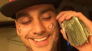 Facebook-Selfie überführt Bankräuber