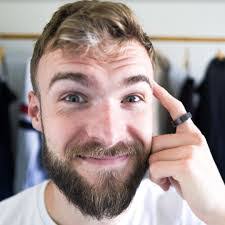 Mike Hanna's Instagram, Twitter & Facebook