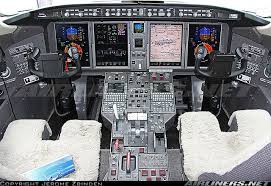 Bombardier Bd 100 1a10 Challenger 300 Aircraft Picture Cockpit Aircraft Pictures Flight Deck
