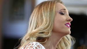 Jennifer Sawdon's Instagram, Twitter & Facebook