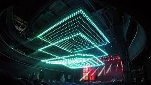 Watch Crazy Kinetic Lights Animation On The Ceiling Of St Petersburg S Leningrad Center By Funandbuzz On Dailymotion Her Led Light Installation Lights Kinetic