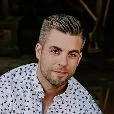 Amazon.com: Mr Micah Weber: books, biography, latest update