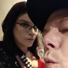 🚨 Cracker Barrel responds after backlash! In a new statement called “Our  Promise To You,” the company reassures customers that the values they were  founded