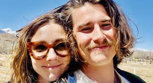 Lauren Courtney and Mitch Edelson's Wedding Website