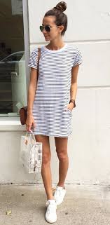 7 Creative Ways To Dress Up A Pair Of Sneakers Http Www Hercampus Com Style 7 Creative Ways Dress Pair Fashion Perfect Travel Outfit Striped T Shirt Dress