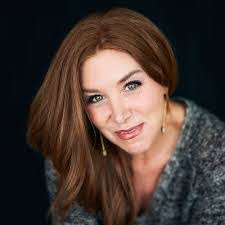 Erika Tomlinson's Instagram, Twitter & Facebook