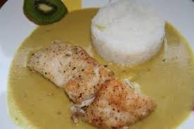 Fisch Zanderfilet Mit Bananen Kokos Curry Sauce Rezept Rezept Kokos Curry Lebensmittel Essen Rezepte