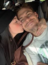 Our DREAM flavor of @beam Night-Time powder is now live!!! Y'all are going  to looove this. It legitimately tastes like biting into a juicy chocolate  covered strawberry🤤 Get 40% off your first