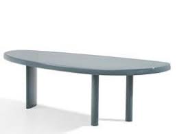 Designer Tables Desks And Dining Tables Cassina In 2020 Cassina Furniture Italian Furniture Brands Table Design