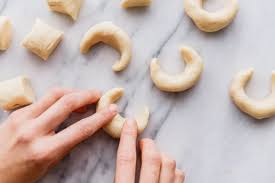 They're very buttery with a pronounced almond flavor. Almond Crescent Cookies Kipferl Cookies Video A Beautiful Plate
