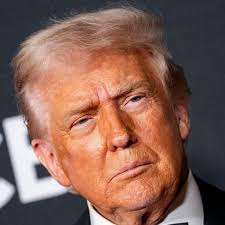 News: Donald Trump trifft die Queen