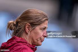 22 Mn Reddy Stock Photos, High-Res Pictures, and Images