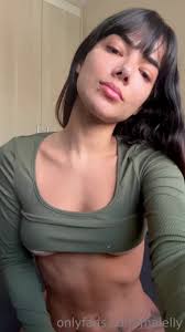 Malelly porno nua de quatro rebolando - Xvideos Onlyfans Gratis