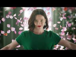 Turkish blues to relax, turkish greens. Zoflora Advert Music 2021 Song Title Revealed