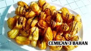 Masih seputar cemilan dari telur nih, coba deh bikin roti goreng lapis telur ini. Only Love You Heart Cemilan Dari Telur Dan Terigu Cemilan Dari Tempe Dan Telur Di Bikin Gini Enak Banget Youtube Simpan Di Tempat Kering Dan Sejuk