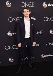 Robbie Kay Photos Photos Stars Attend The Once Upon A Time Series Finale Screening Robbie Kay Robbie Robbie Kay Peter Pan