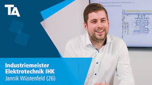.gibt es hier und hier. Jannik Wustenfeld 26 Industriemeister Elektrotechnik Ihk Erfahrungsbericht Youtube