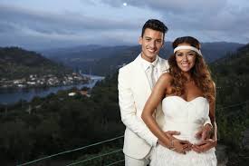 «o que está no facebook é verdade. Caras Ruben Rua E Sofia Ribeiro Casam Se No Douro