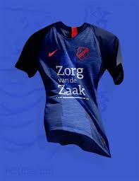 Zuletzt spielte der gebürtige kölner für venlo. Uitshirt Fc Utrecht Off 52