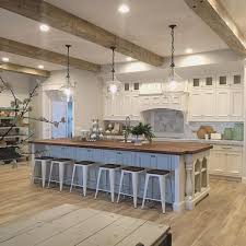 kitchen layout + pottery barn pendant